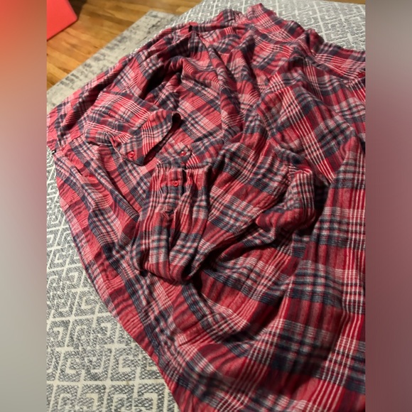 Adult medium Hurley red flannel jacket - Picture 2 of 3